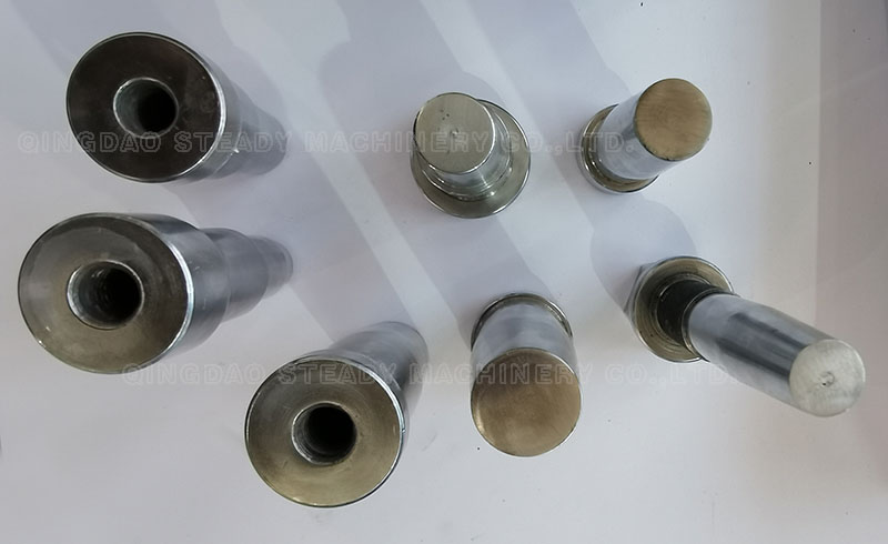 pins-for-rubber-extruder.jpg