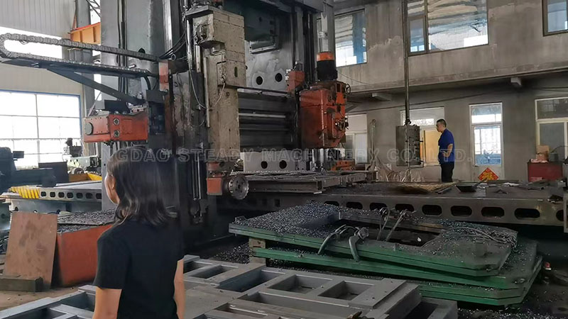 huge-size-machining.jpg