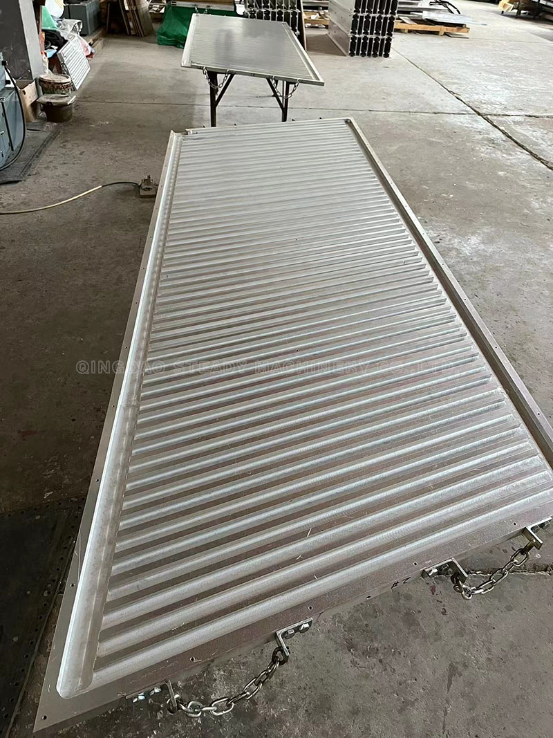heating-platen-with-groove.jpg