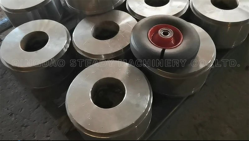solid-tyre-molds.jpg