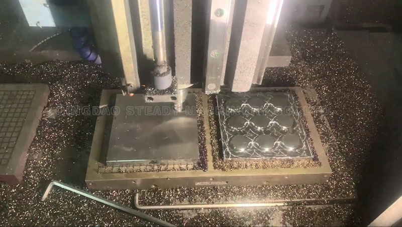 mold-processing副本.jpg