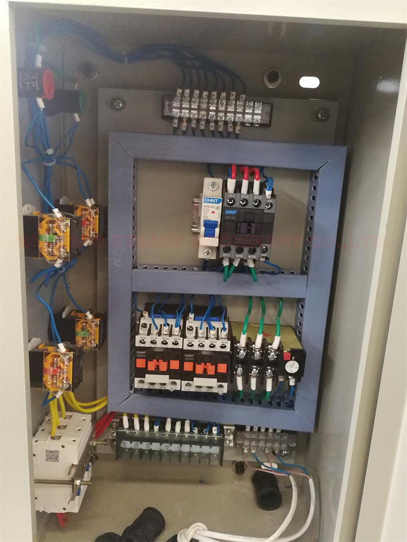 bale-cutter-control-box.jpg